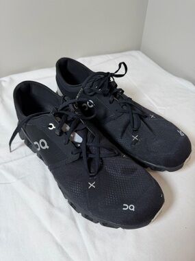On Running X 3 Size 12 Men's Cloud Athletic Shoes - Black
